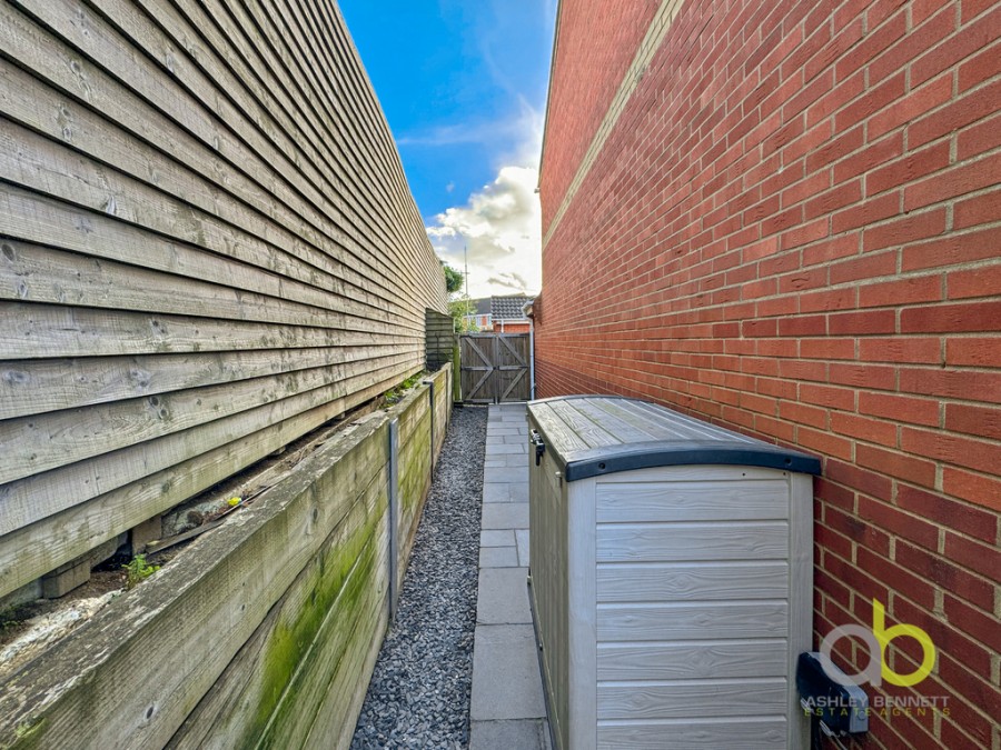 Images for Welling Road, Orsett, RM16 3DW