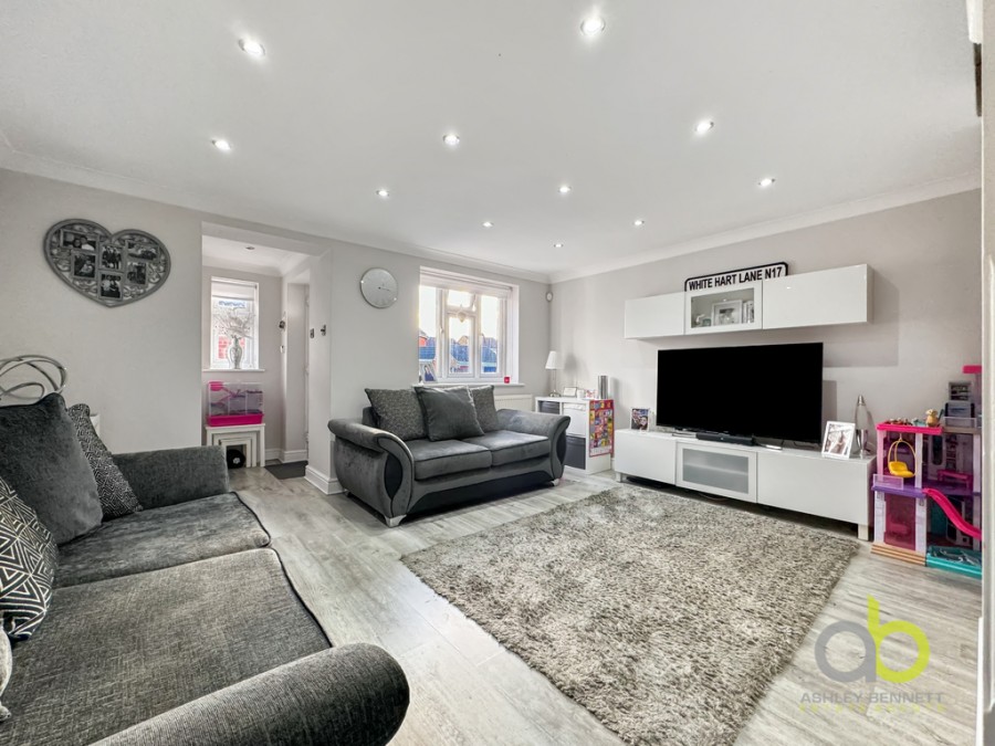 Images for Welling Road, Orsett, RM16 3DW
