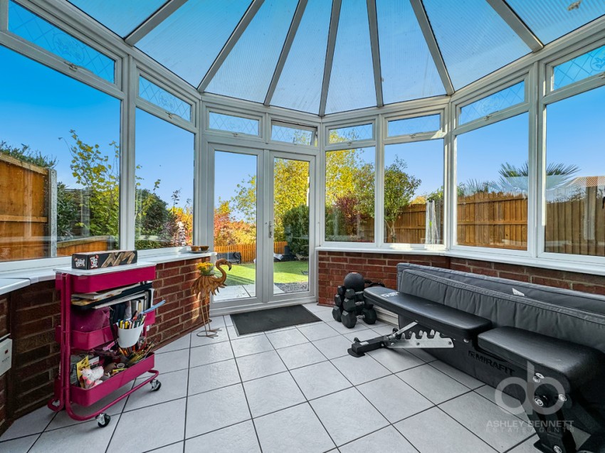 Images for Courtenay Drive, Chafford Hundred, RM16 6NX