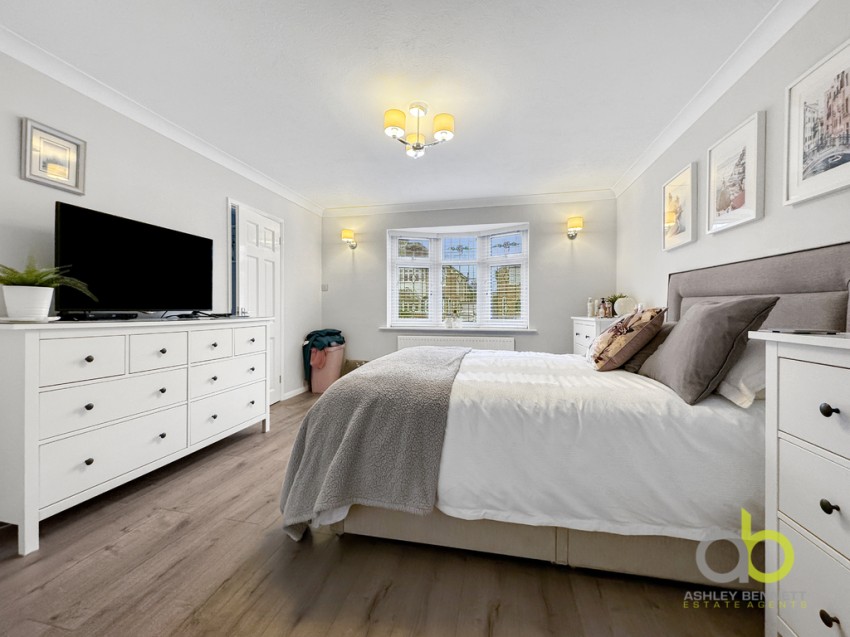 Images for Meadow Road, Grays, RM16 2ET