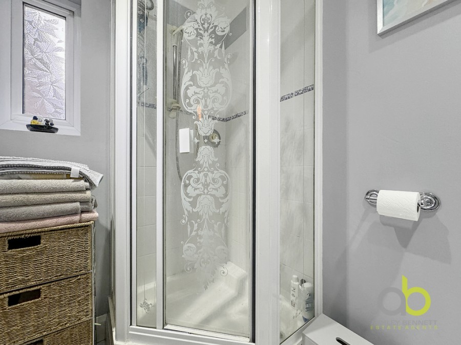 Images for Meadow Road, Grays, RM16 2ET