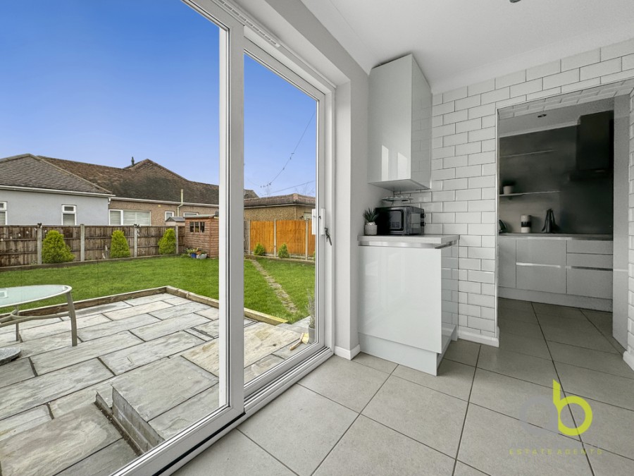 Images for Meadow Road, Grays, RM16 2ET