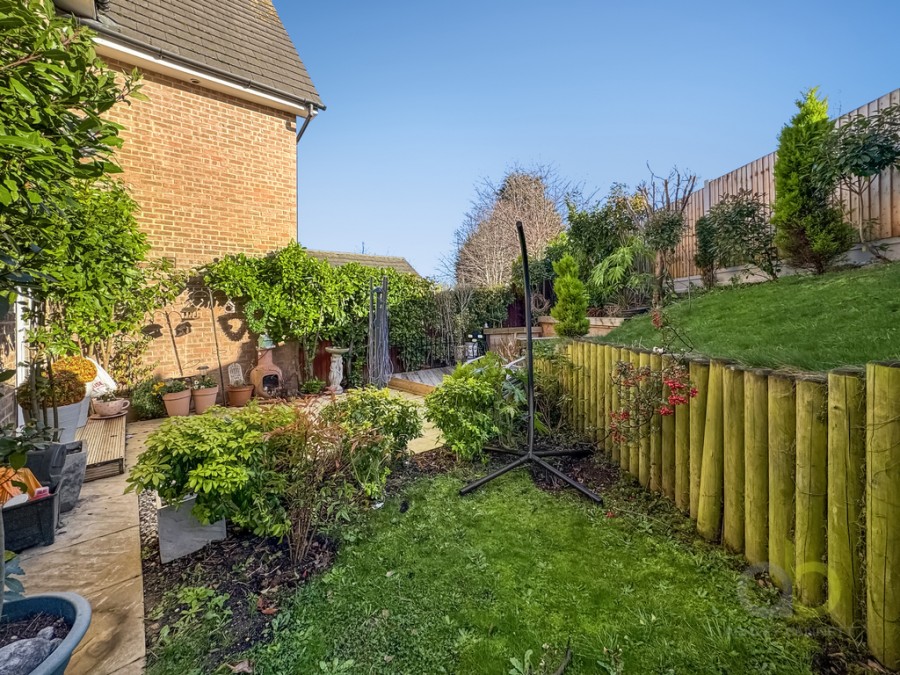 Images for Weymouth Drive, Chafford Hundred, RM16 6BX