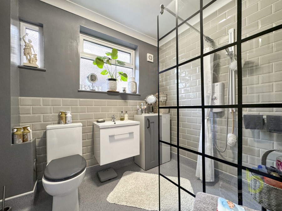 Images for Rookery View, Grays, Essex
