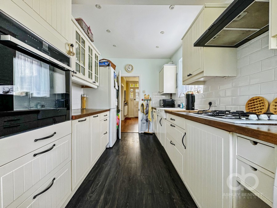 Images for St. Georges Avenue, North Grays, RM17 5XB