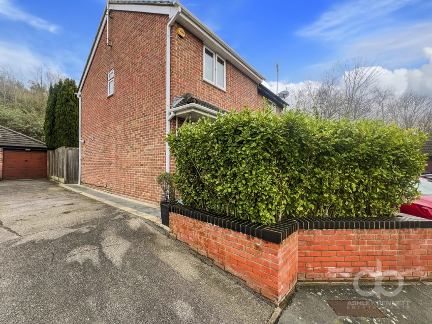 Images for Adstock Way, Badgers Dene
