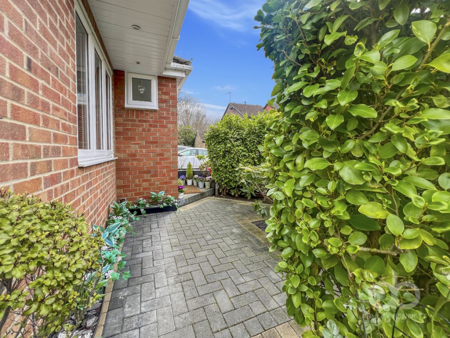 Images for Adstock Way, Badgers Dene