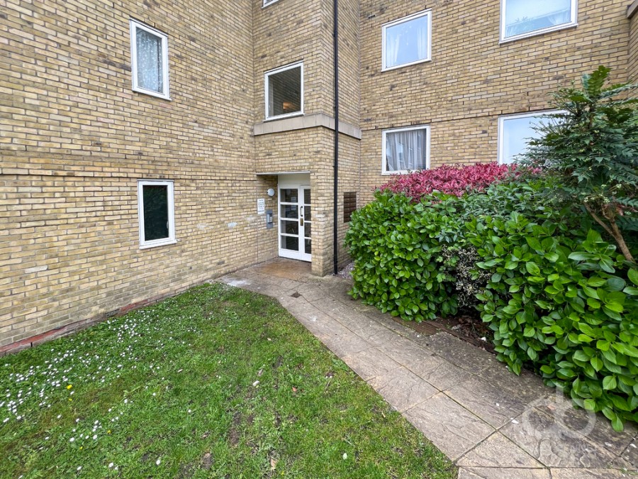 Images for Kingfisher Heights, Hogg Lane, Grays