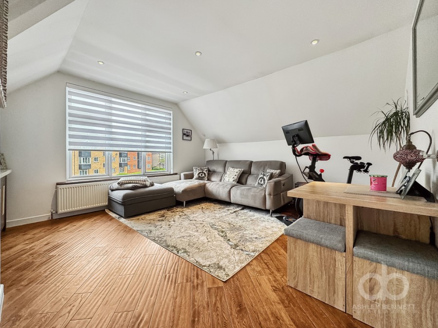 Images for Tudor Court, High View Avenue, Grays, RM17 6RU