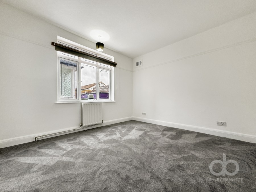 Images for Chestnut Avenue, North Grays