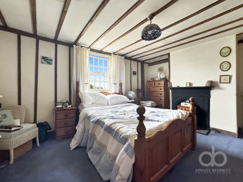 Images for Paynes Cottages, High Road, Fobbing, Stanford-le-Hope, SS17 9JQ