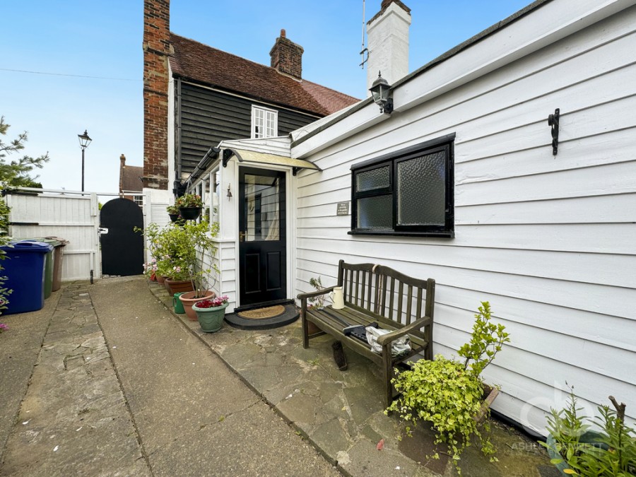 Images for Paynes Cottages, High Road, Fobbing, Stanford-le-Hope, SS17 9JQ