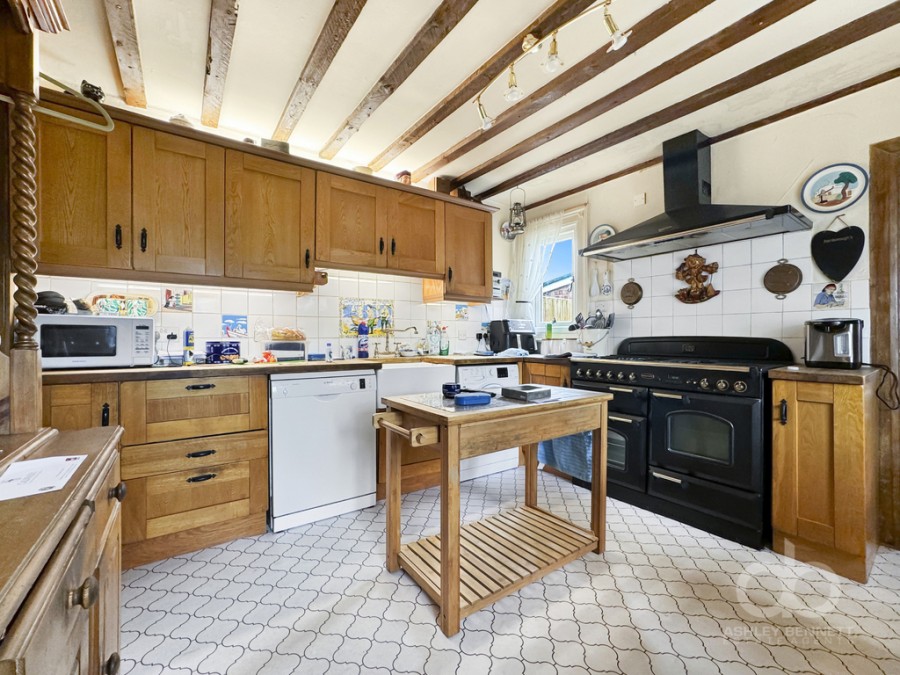 Images for Paynes Cottages, High Road, Fobbing, Stanford-le-Hope, SS17 9JQ