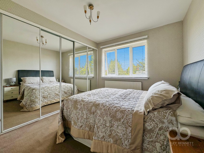 Images for Waverley Gardens, Grays, RM16 2TJ