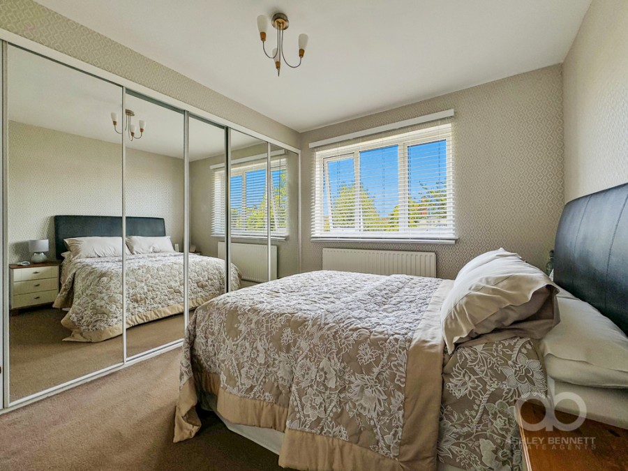 Images for Waverley Gardens, Grays, RM16 2TJ