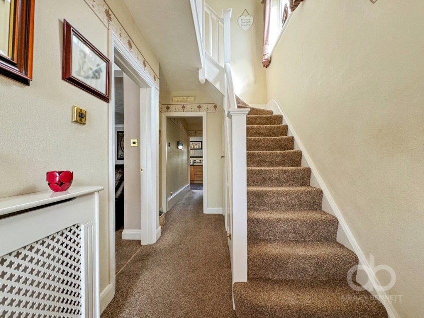 Images for Waverley Gardens, Grays, RM16 2TJ