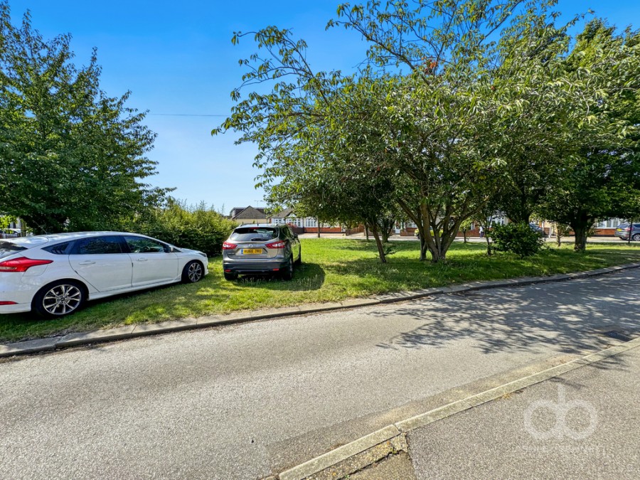 Images for Waverley Gardens, Grays, RM16 2TJ