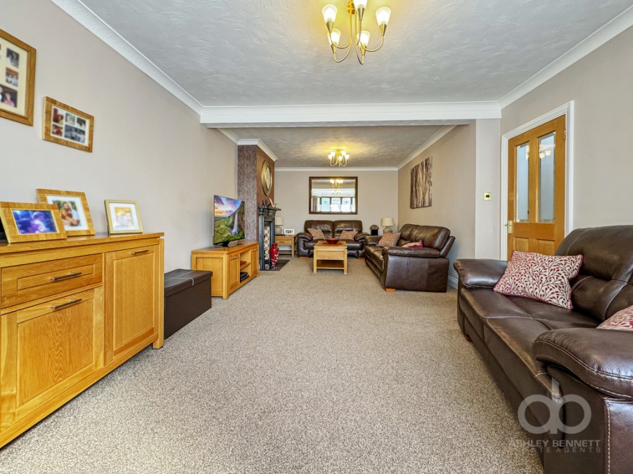 Images for Waverley Gardens, Grays, RM16 2TJ