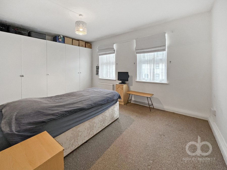 Images for Robertson Court, Hathaway Road, Grays