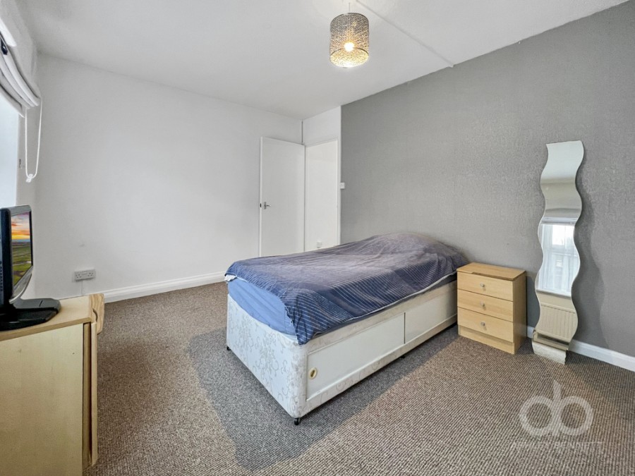 Images for Robertson Court, Hathaway Road, Grays