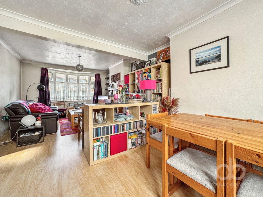Images for Finchley Road, Grays, RM17 6RG