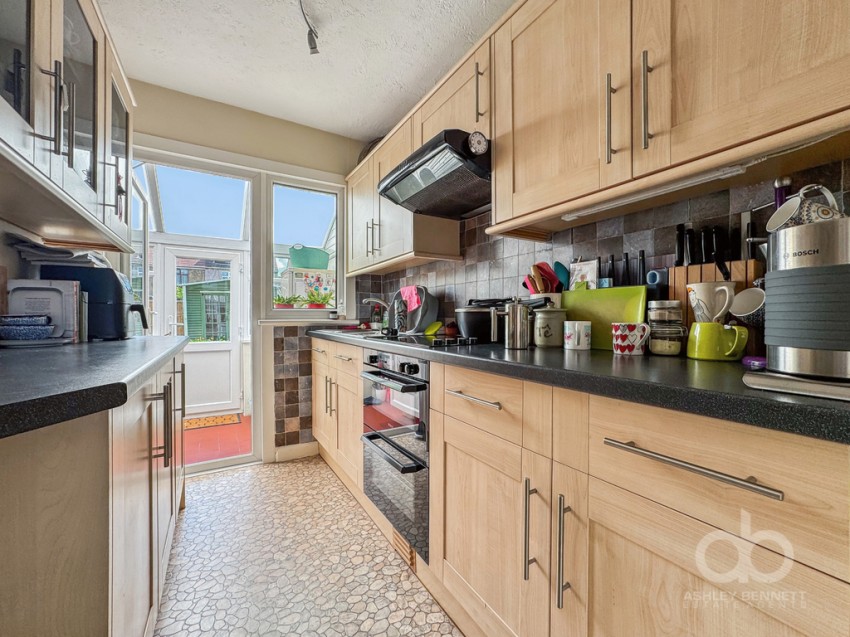 Images for Finchley Road, Grays, RM17 6RG