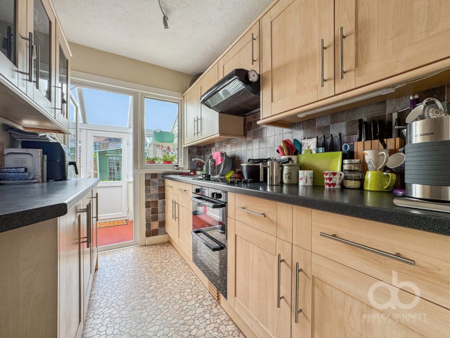 Images for Finchley Road, Grays, RM17 6RG