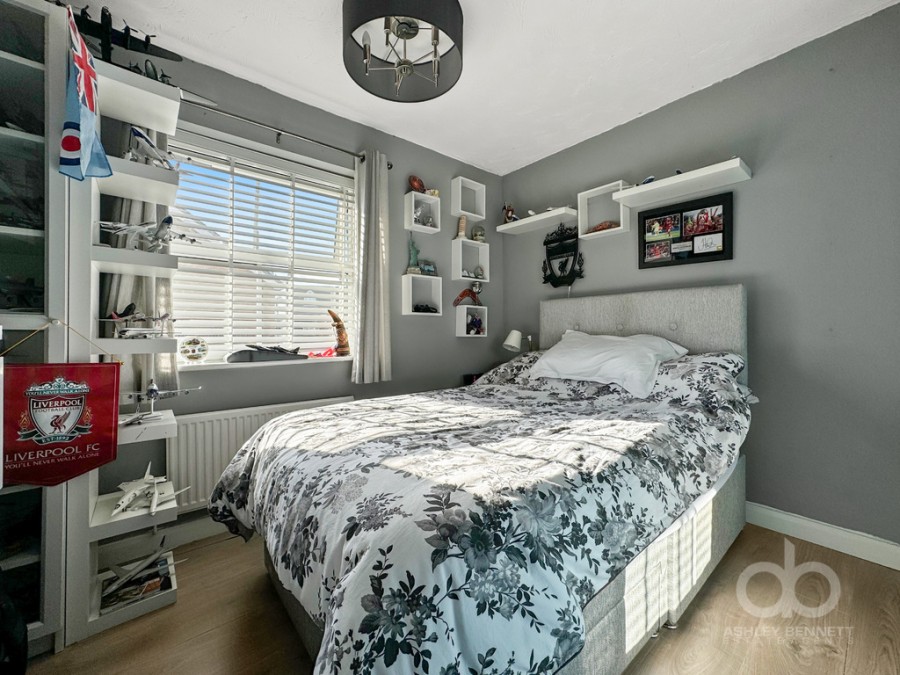 Images for Newburgh Road, Grays, RM17 6UG
