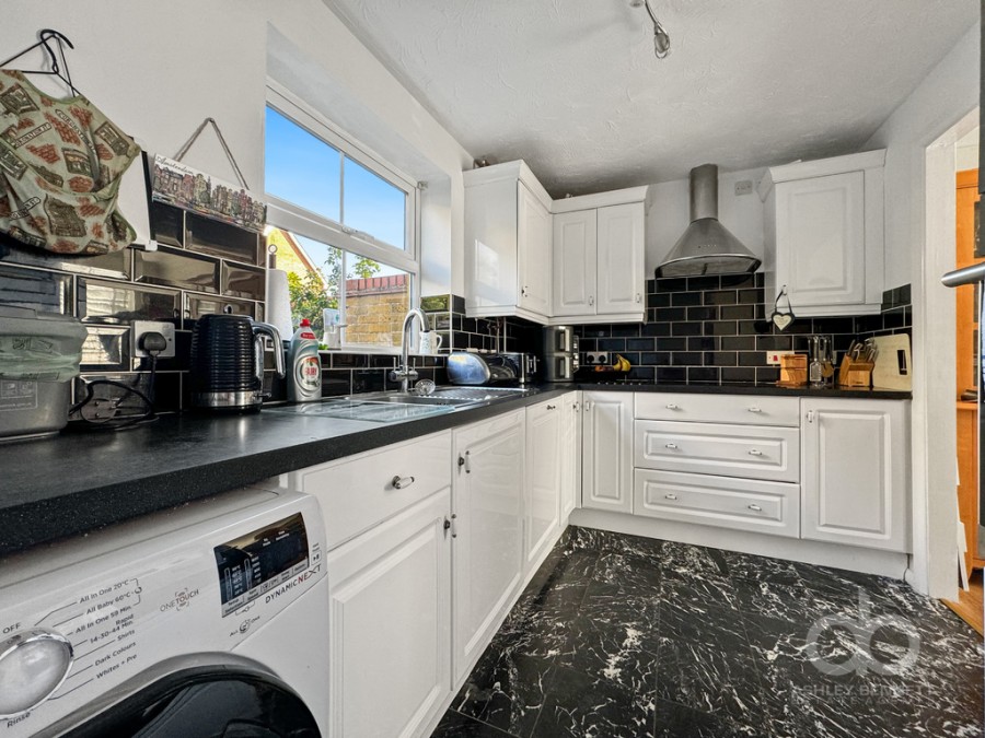 Images for Newburgh Road, Grays, RM17 6UG