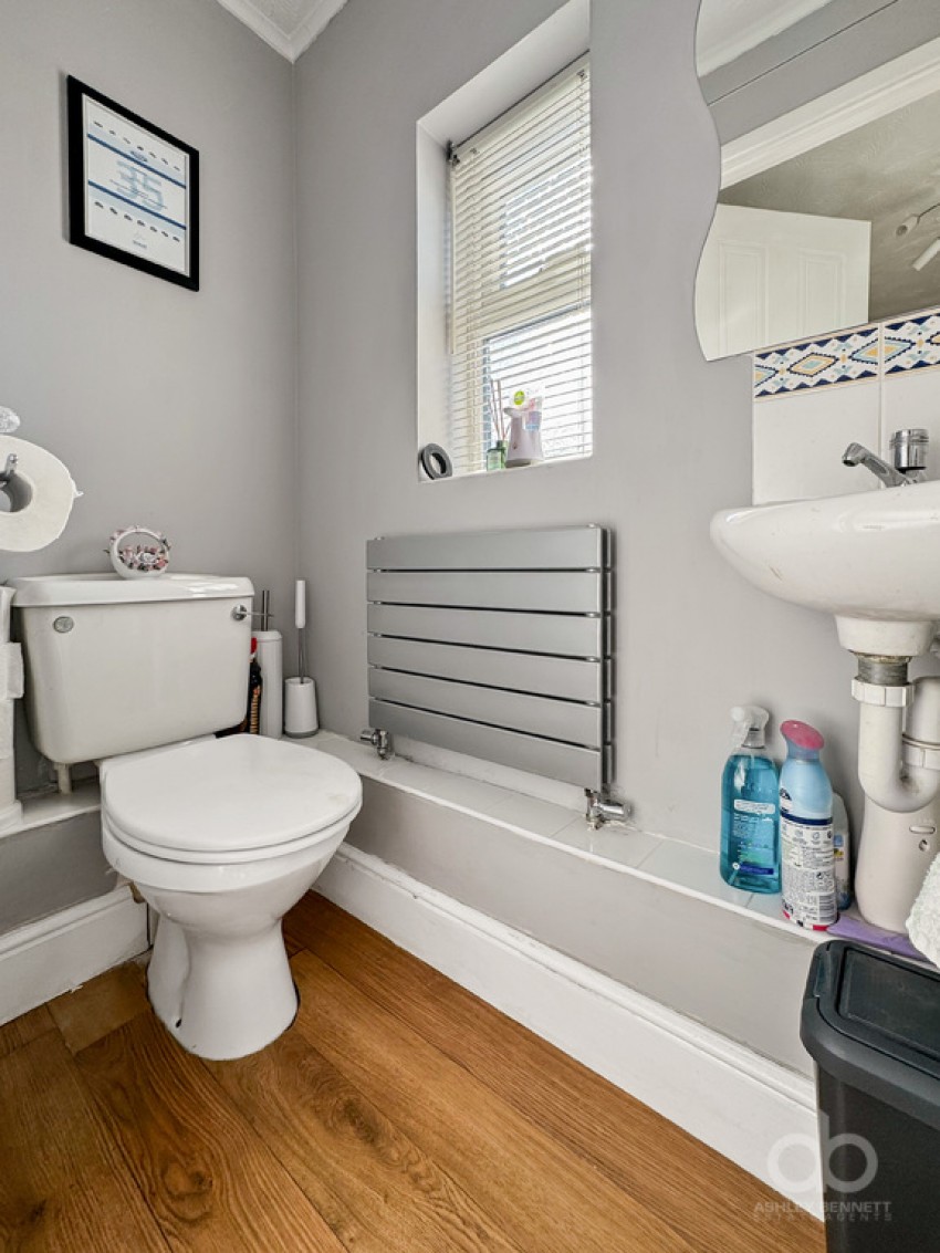 Images for Newburgh Road, Grays, RM17 6UG