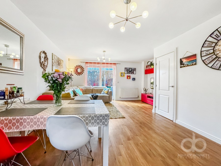 Images for Fox Field Close, West Thurrock, RM20 3AQ