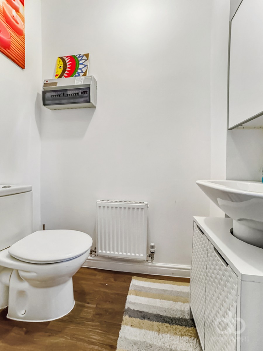 Images for Fox Field Close, West Thurrock, RM20 3AQ