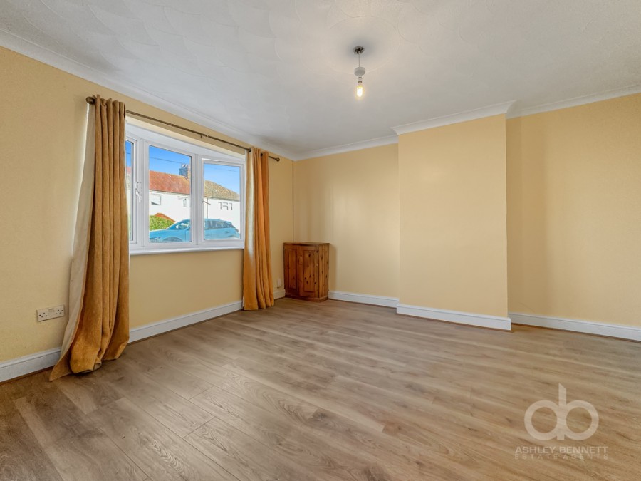 Images for Lawrence Gardens, Tilbury, RM18 8HB