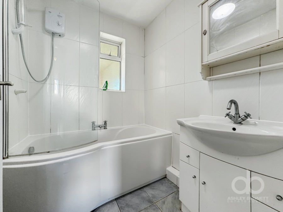 Images for Lawrence Gardens, Tilbury, RM18 8HB