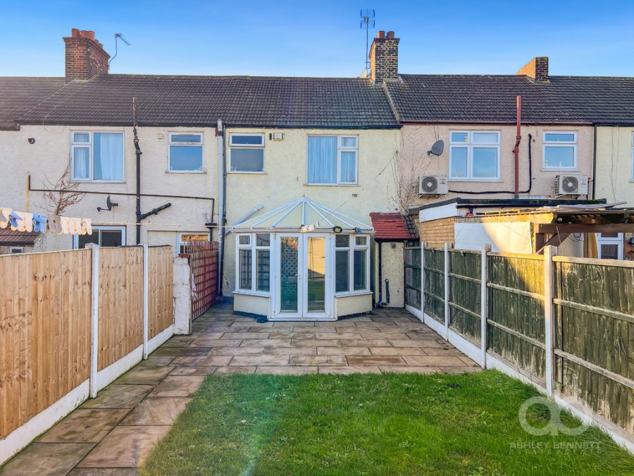 Images for Rosebery Road, Grays, RM17 5YT