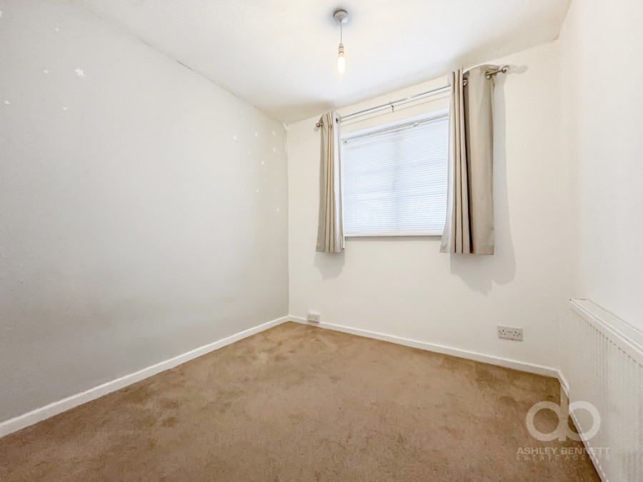 Images for Godman Road, Grays, RM16 4TD