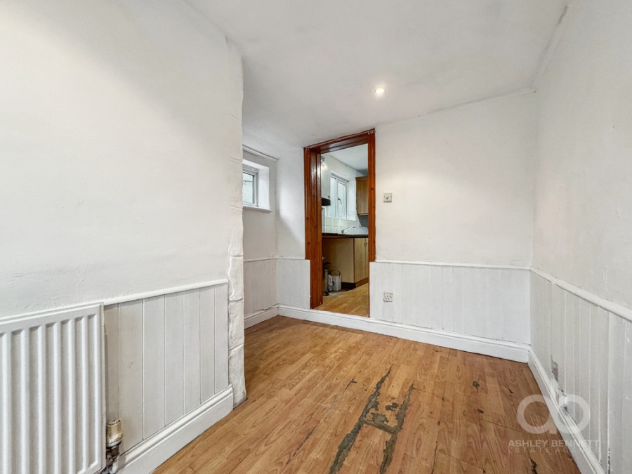Images for Hampden Road, Grays, RM17 5JN