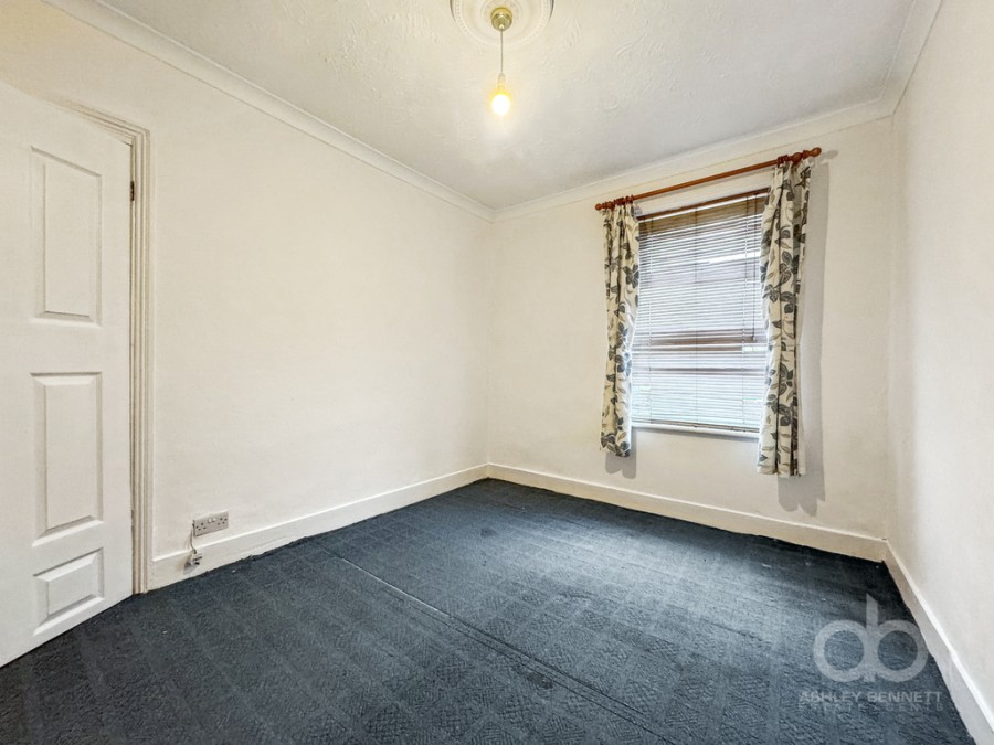 Images for Hampden Road, Grays, RM17 5JN