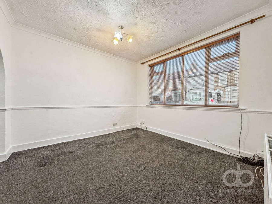 Images for Hampden Road, Grays, RM17 5JN