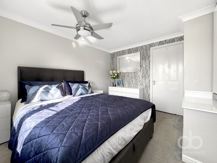 Images for Ellis Close, Orsett, RM16 3DN