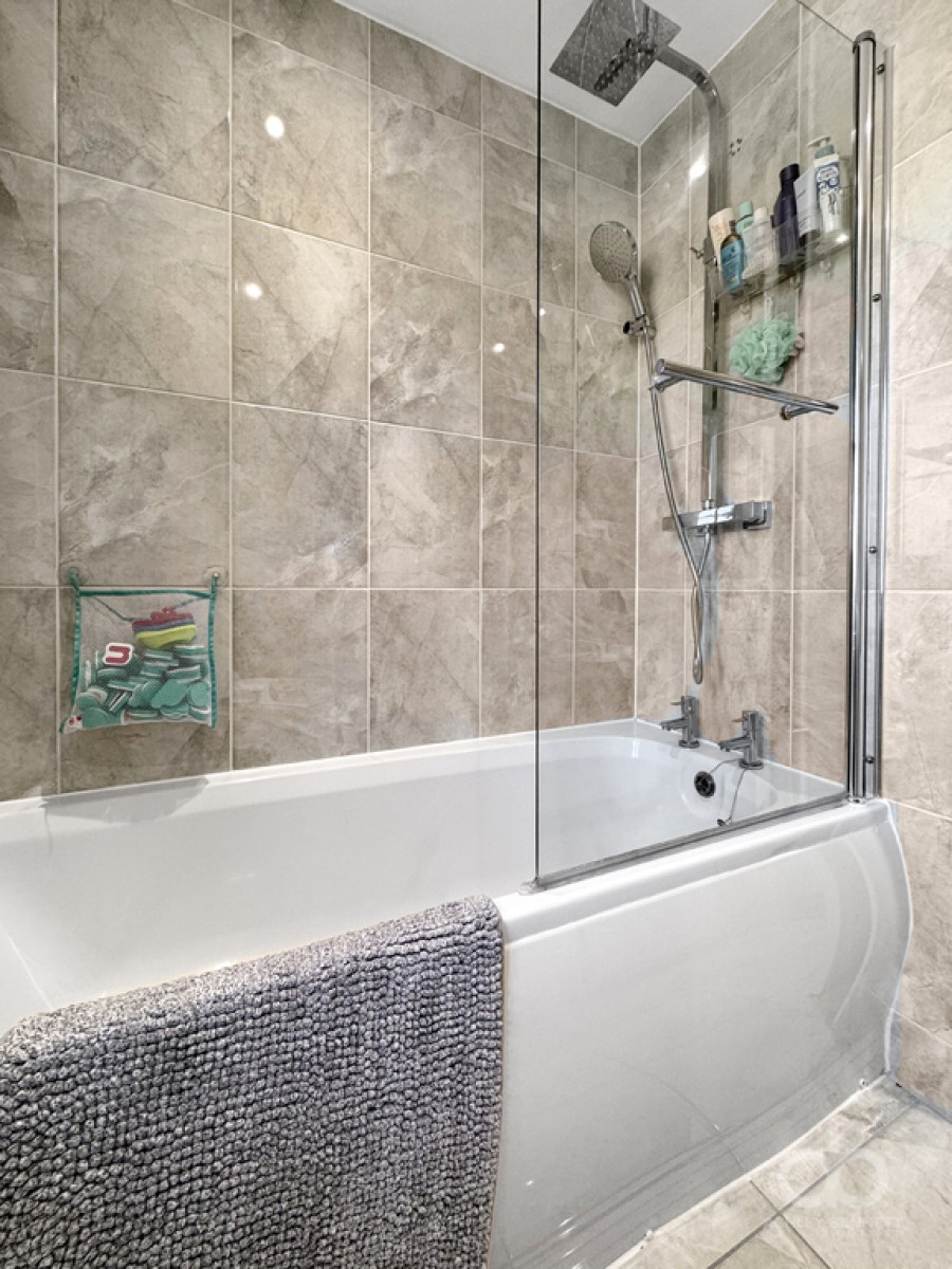 Images for Ellis Close, Orsett, RM16 3DN