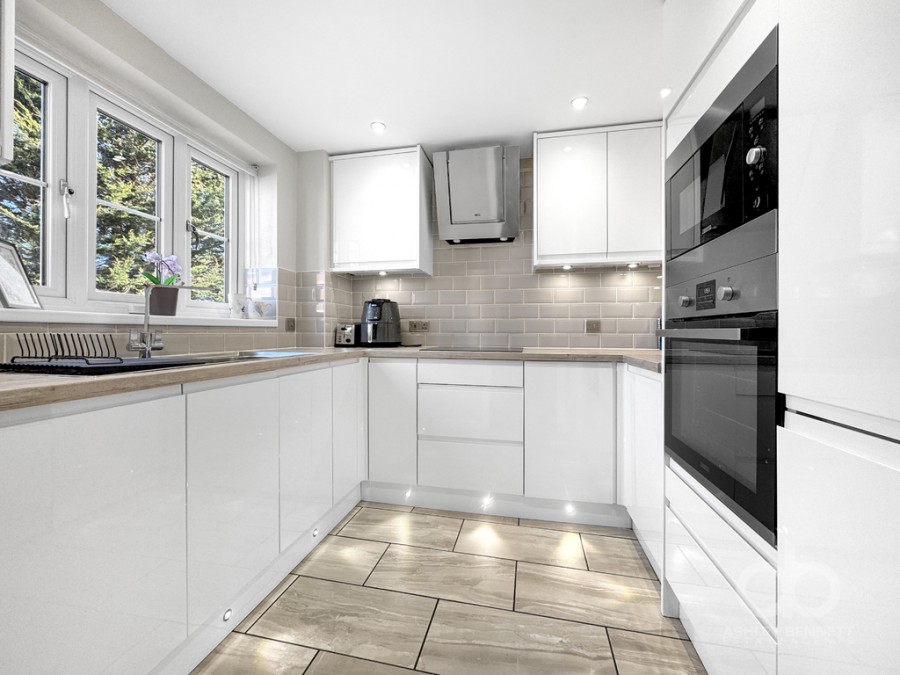 Images for Ellis Close, Orsett, RM16 3DN