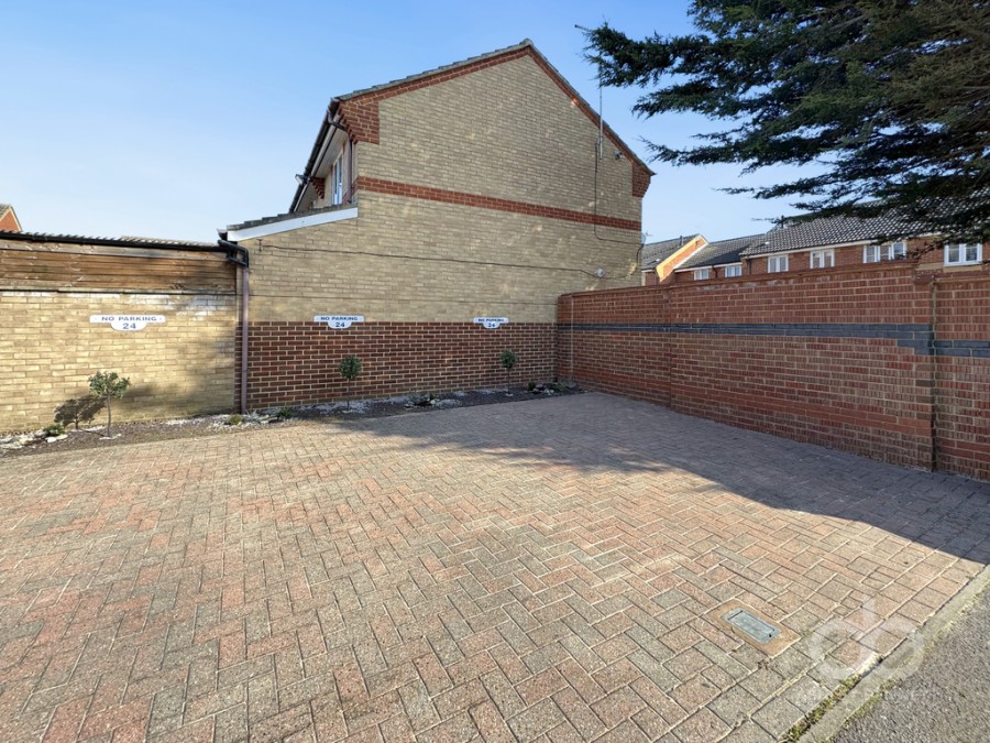 Images for Ellis Close, Orsett, RM16 3DN