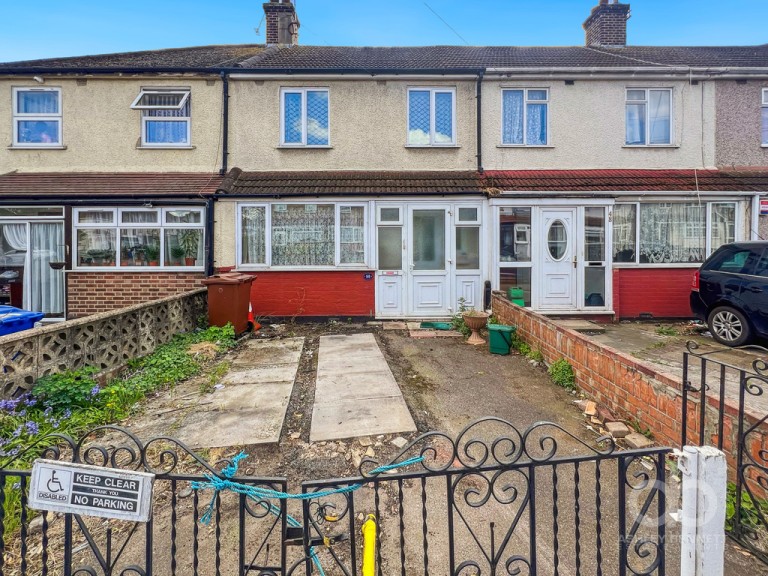 View Full Details for Palmerston Road, Grays, Essex, RM20 4YR