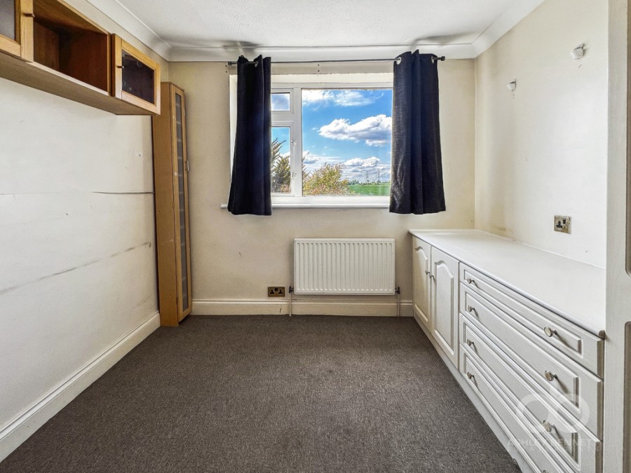 Images for Beechcroft Avenue, Linford, Stanford-le-Hope, SS17 0RE