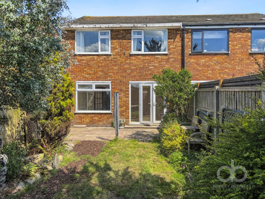 Images for Beechcroft Avenue, Linford, Stanford-le-Hope, SS17 0RE