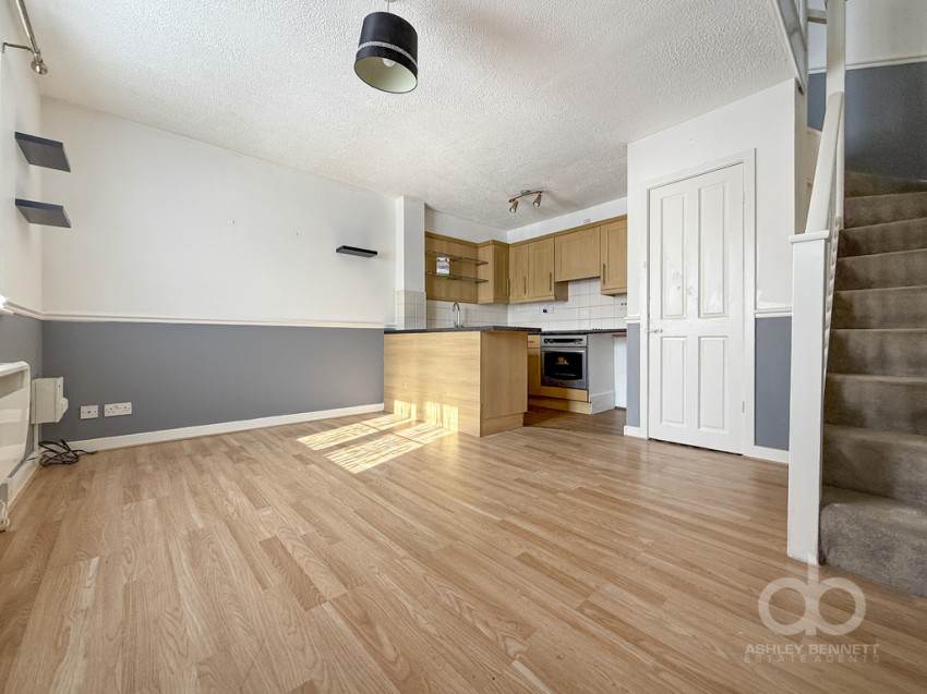 Images for Regents Court, Aveley, RM15