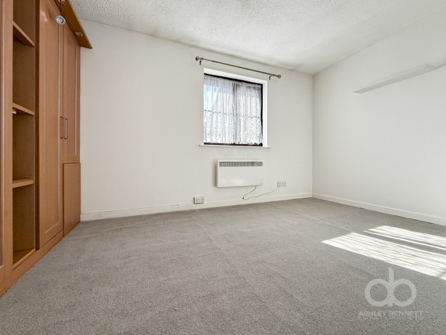 Images for Regents Court, Aveley, RM15