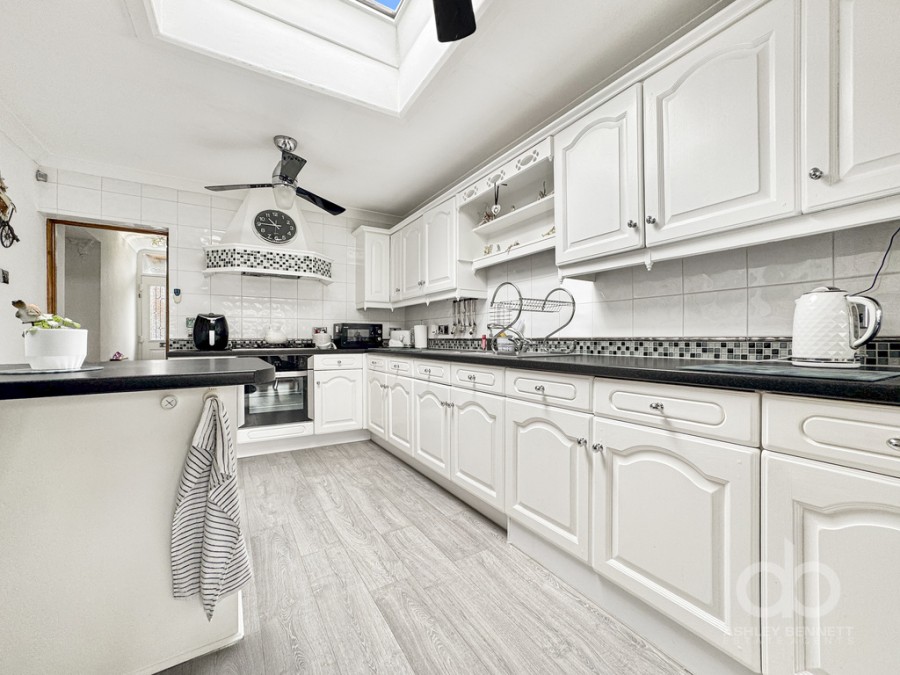 Images for Highfield Gardens, Grays, RM16 2NT