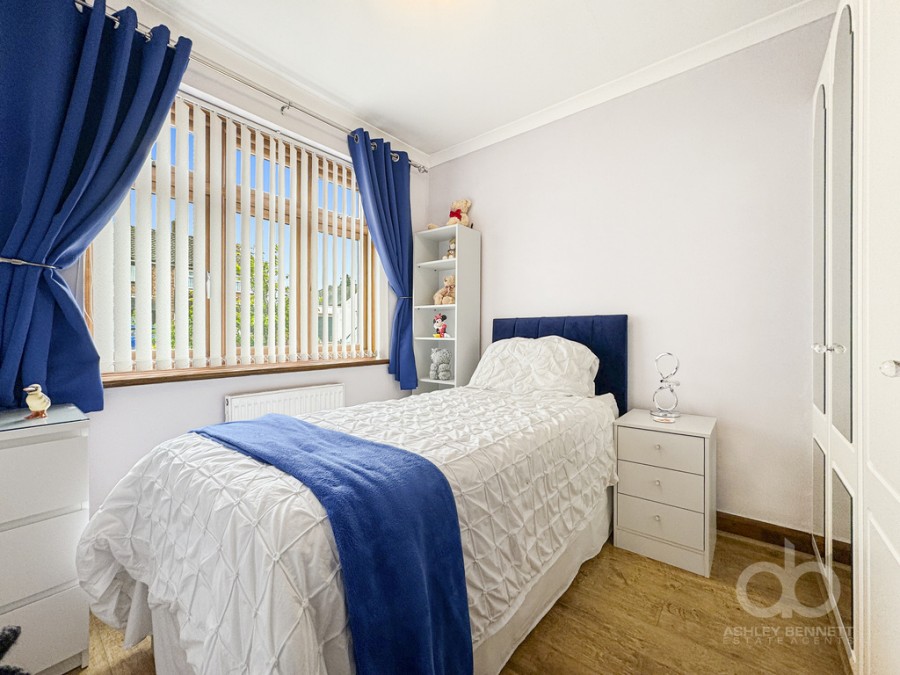 Images for Highfield Gardens, Grays, RM16 2NT